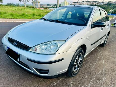FORD Focus Hatch 1.6 4P FLEX GL, Foto 11
