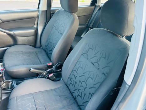 FORD Focus Hatch 1.6 4P FLEX GL, Foto 12