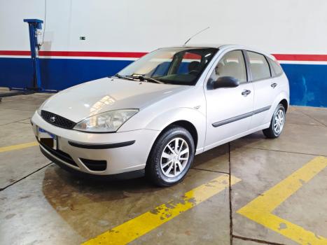 FORD Focus Hatch 1.6 4P FLEX GL, Foto 3