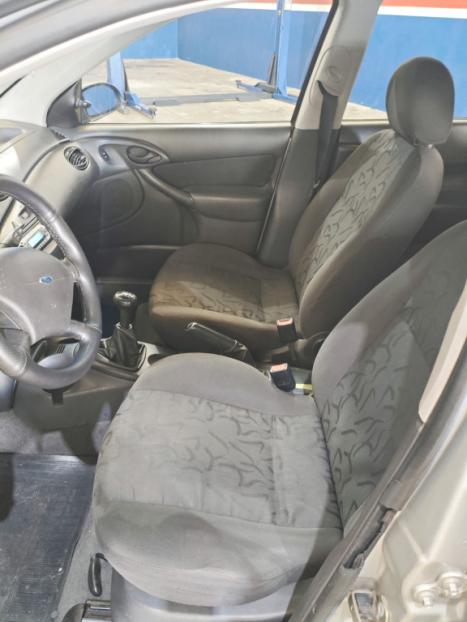 FORD Focus Hatch 1.6 4P FLEX GL, Foto 5