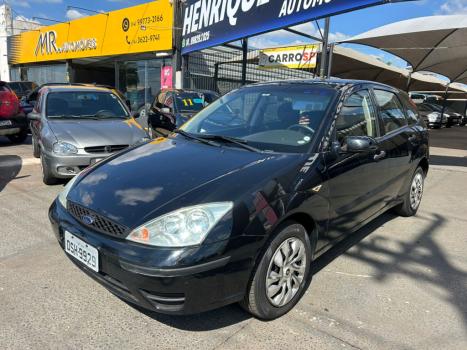 FORD Focus Hatch 1.6 4P, Foto 2