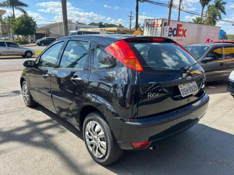 FORD Focus Hatch 1.6 4P, Foto 6