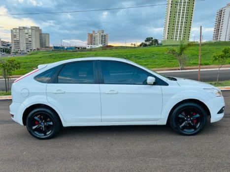 FORD Focus Hatch 1.6 4P GLX FLEX, Foto 1