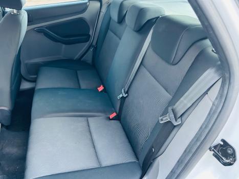 FORD Focus Hatch 1.6 4P GLX FLEX, Foto 17
