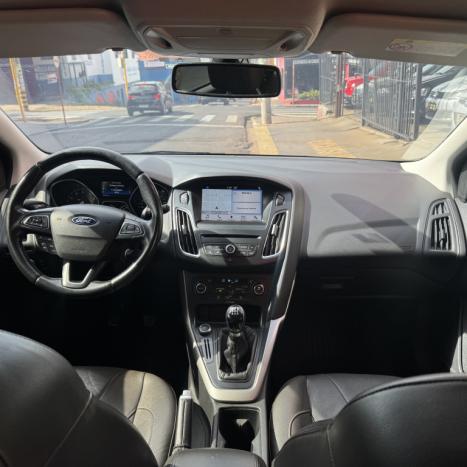 FORD Focus Hatch 1.6 16V 4P SE PLUS FLEX, Foto 10