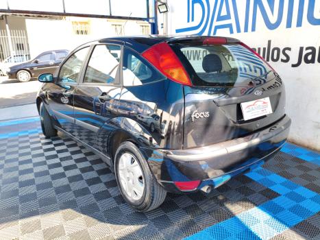 FORD Focus Hatch 1.6 4P GL, Foto 5
