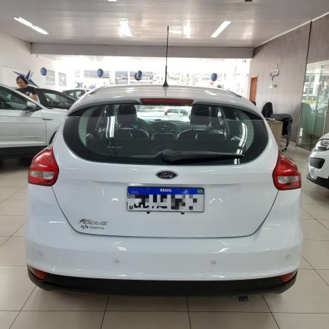 FORD Focus Hatch 1.6 16V 4P SE PLUS FLEX, Foto 5