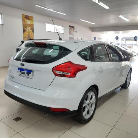 FORD Focus Hatch 1.6 16V 4P SE PLUS FLEX, Foto 7