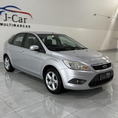 FORD Focus Hatch 1.6 4P GLX, Foto 1