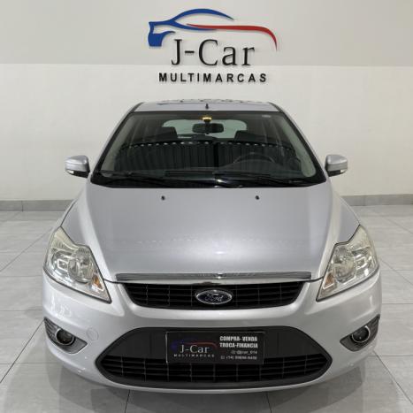 FORD Focus Hatch 1.6 4P GLX, Foto 2