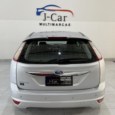 FORD Focus Hatch 1.6 4P GLX, Foto 5