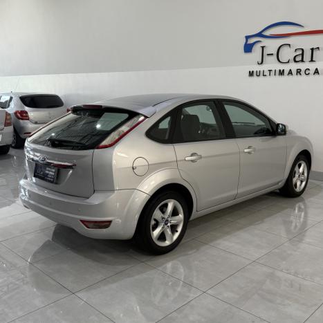 FORD Focus Hatch 1.6 4P GLX, Foto 6