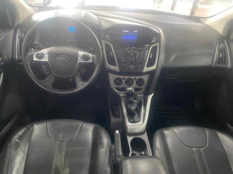 FORD Focus Hatch 1.6 16V 4P SE FLEX, Foto 14