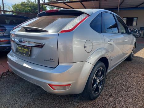 FORD Focus Hatch 2.0 16V 4P GHIA AUTOMTICO, Foto 4