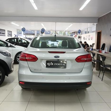 FORD Focus Hatch 2.0 16V 4P FLEX SE PLUS POWERSHIFT AUTOMTICO, Foto 6