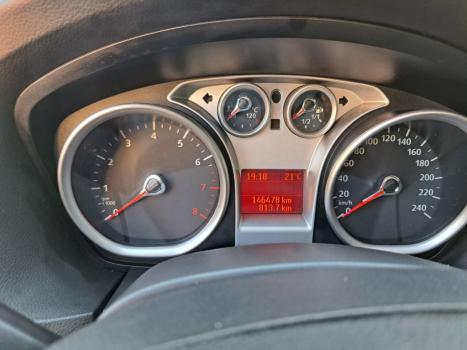 FORD Focus Hatch 2.0 16V 4P GLX, Foto 8