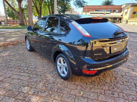 FORD Focus Hatch 2.0 16V 4P GLX, Foto 13