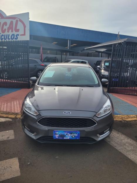 FORD Focus Hatch 2.0 16V 4P FLEX SE PLUS POWERSHIFT AUTOMTICO, Foto 6