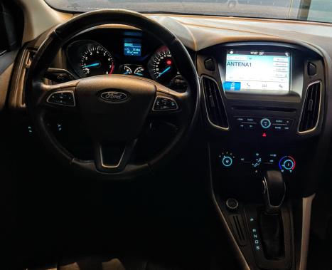 FORD Focus Hatch 2.0 16V 4P FLEX SE PLUS POWERSHIFT AUTOMTICO, Foto 6