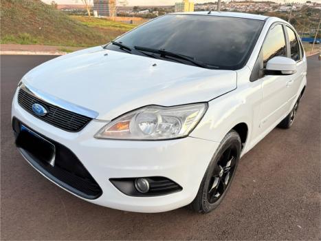 FORD Focus Hatch 2.0 16V 4P GLX FLEX, Foto 4