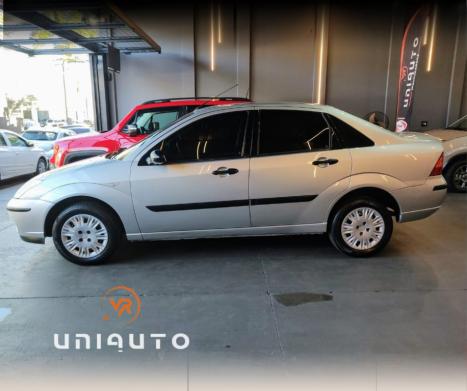 FORD Focus Sedan 1.6 4P, Foto 3