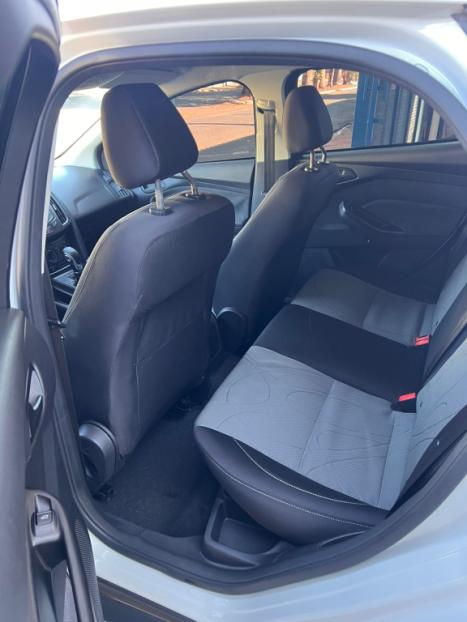FORD Focus Sedan 2.0 16V 4P FLEX S POWERSHIFT AUTOMTICO, Foto 5