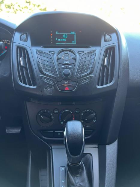 FORD Focus Sedan 2.0 16V 4P FLEX S POWERSHIFT AUTOMTICO, Foto 7
