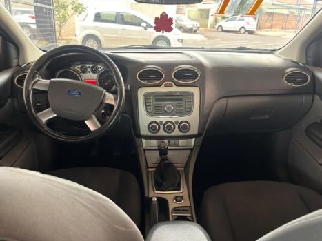 FORD Focus Sedan 2.0 16V 4P FC FLEX, Foto 9