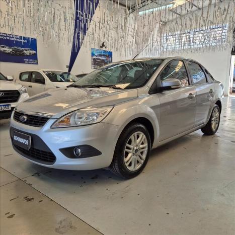 FORD Focus Sedan 2.0 16V 4P GLX FLEX, Foto 3