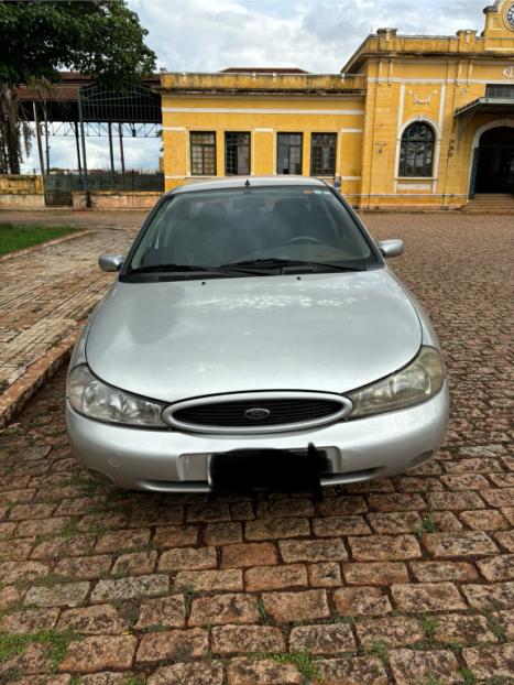 FORD Mondeo 2.0 16V GLX, Foto 14