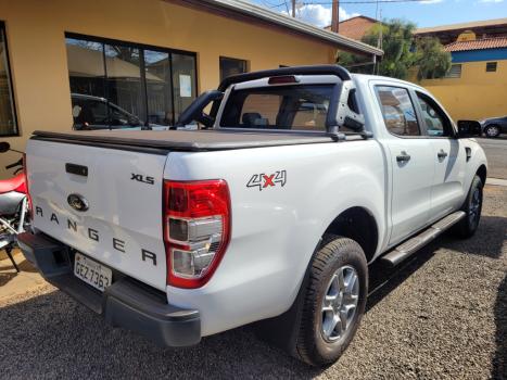 FORD Ranger 2.2 16V XLS DIESEL 4X4 CABINE DUPLA AUTOMTICO, Foto 4