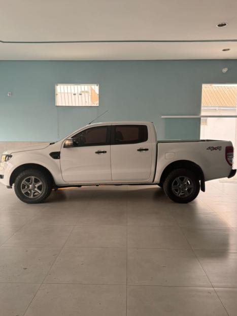 FORD Ranger 2.2 16V XLS DIESEL 4X4 CABINE DUPLA AUTOMTICO, Foto 3