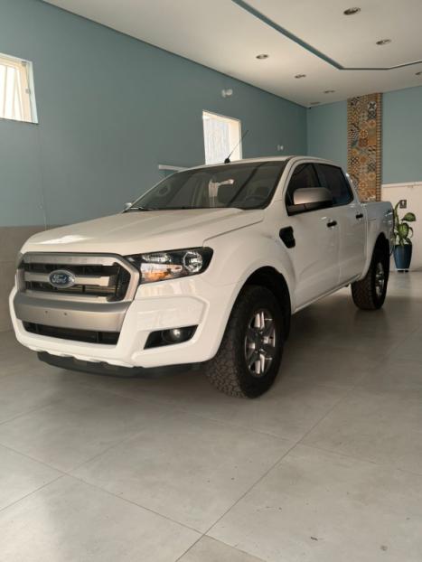 FORD Ranger 2.2 16V XLS DIESEL 4X4 CABINE DUPLA AUTOMTICO, Foto 5