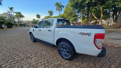 FORD Ranger 2.2 16V XLS DIESEL 4X4 CABINE DUPLA AUTOMTICO, Foto 3