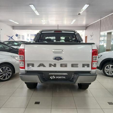 FORD Ranger 2.2 16V XLS DIESEL 4X4 CABINE DUPLA AUTOMTICO, Foto 3