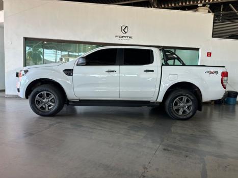 FORD Ranger 2.2 16V XLS DIESEL 4X4 CABINE DUPLA AUTOMTICO, Foto 2