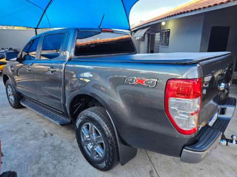 FORD Ranger 2.2 16V XLS DIESEL 4X4 CABINE DUPLA AUTOMTICO, Foto 4
