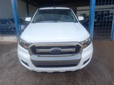 FORD Ranger 2.2 16V XLS DIESEL 4X4 CABINE DUPLA AUTOMTICO, Foto 3