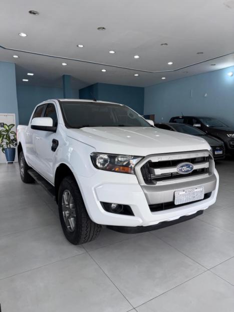 FORD Ranger 2.2 16V XLS DIESEL 4X4 CABINE DUPLA AUTOMTICO, Foto 4