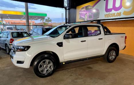 FORD Ranger 2.2 16V XLS DIESEL 4X4 CABINE DUPLA AUTOMTICO, Foto 4