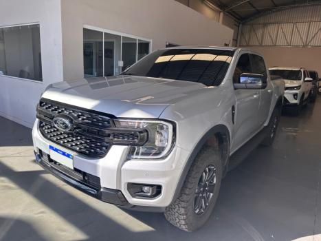 FORD Ranger 3.0 V6 24V 4X4 XLT TURBO DIESEL CABINE DUPLA AUTOMTICO, Foto 2