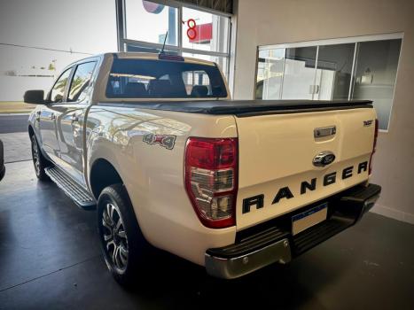 FORD Ranger 3.2 20V XLT 4X4 CABINE DUPLA TURBO DIESEL AUTOMTICO, Foto 9