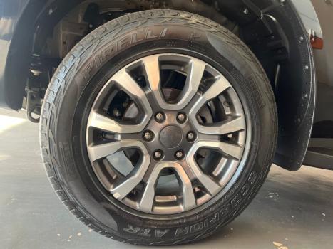 FORD Ranger 3.2 20V CABINE DUPLA 4X4 LIMITED TURBO DIESEL AUTOMTICO, Foto 13