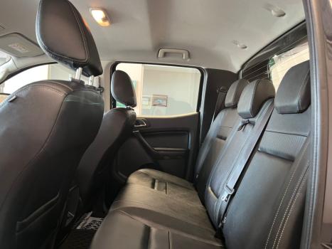 FORD Ranger 3.2 20V CABINE DUPLA 4X4 LIMITED TURBO DIESEL AUTOMTICO, Foto 19