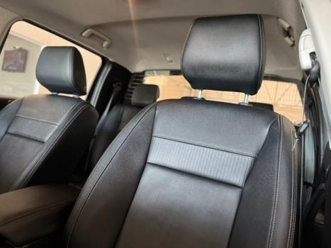 FORD Ranger 3.2 20V CABINE DUPLA 4X4 LIMITED TURBO DIESEL AUTOMTICO, Foto 20