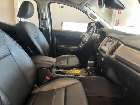 FORD Ranger 3.2 20V CABINE DUPLA 4X4 LIMITED TURBO DIESEL AUTOMTICO, Foto 22