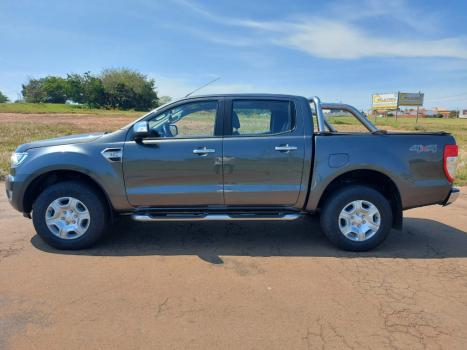 FORD Ranger 3.2 20V XLT 4X4 CABINE DUPLA TURBO DIESEL AUTOMTICO, Foto 6