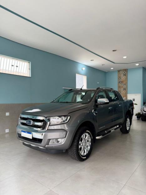 FORD Ranger 3.2 20V CABINE DUPLA 4X4 LIMITED TURBO DIESEL AUTOMTICO, Foto 2