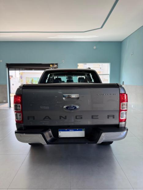 FORD Ranger 3.2 20V CABINE DUPLA 4X4 LIMITED TURBO DIESEL AUTOMTICO, Foto 7