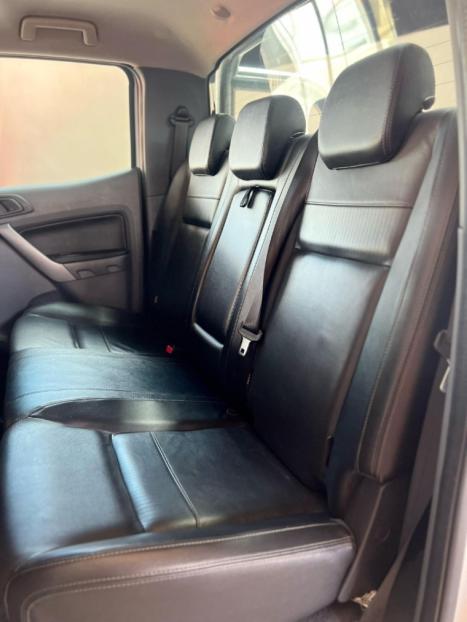 FORD Ranger 3.2 20V XLT 4X4 CABINE DUPLA TURBO DIESEL AUTOMTICO, Foto 10